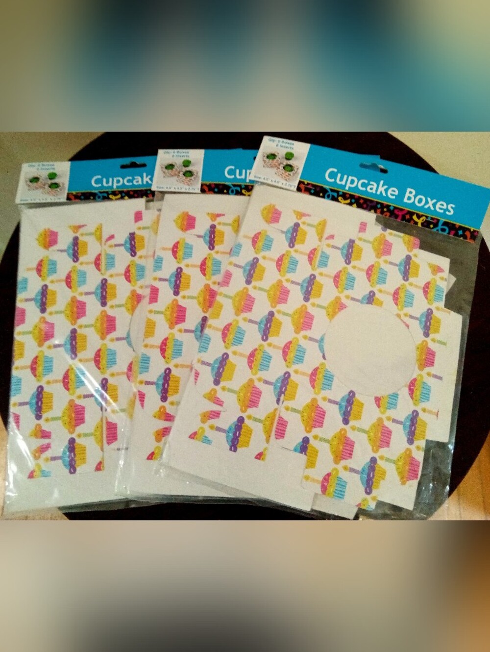 NIB 18 Cupcake Boxes w/ Inserts Party Individual Craft Display Cute To-Go Window